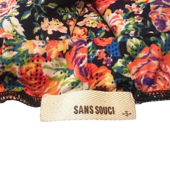 3 for $30! Sans Souci floral mini circle skirt - Picture 3 of 8